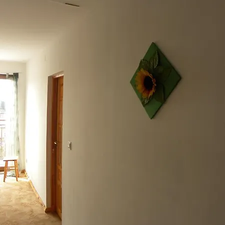 Nad Jeziorem Czos Privatunterkunft *