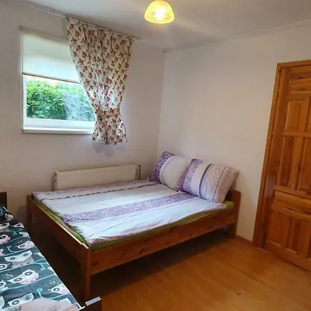Nad Jeziorem Czos Privatunterkunft *